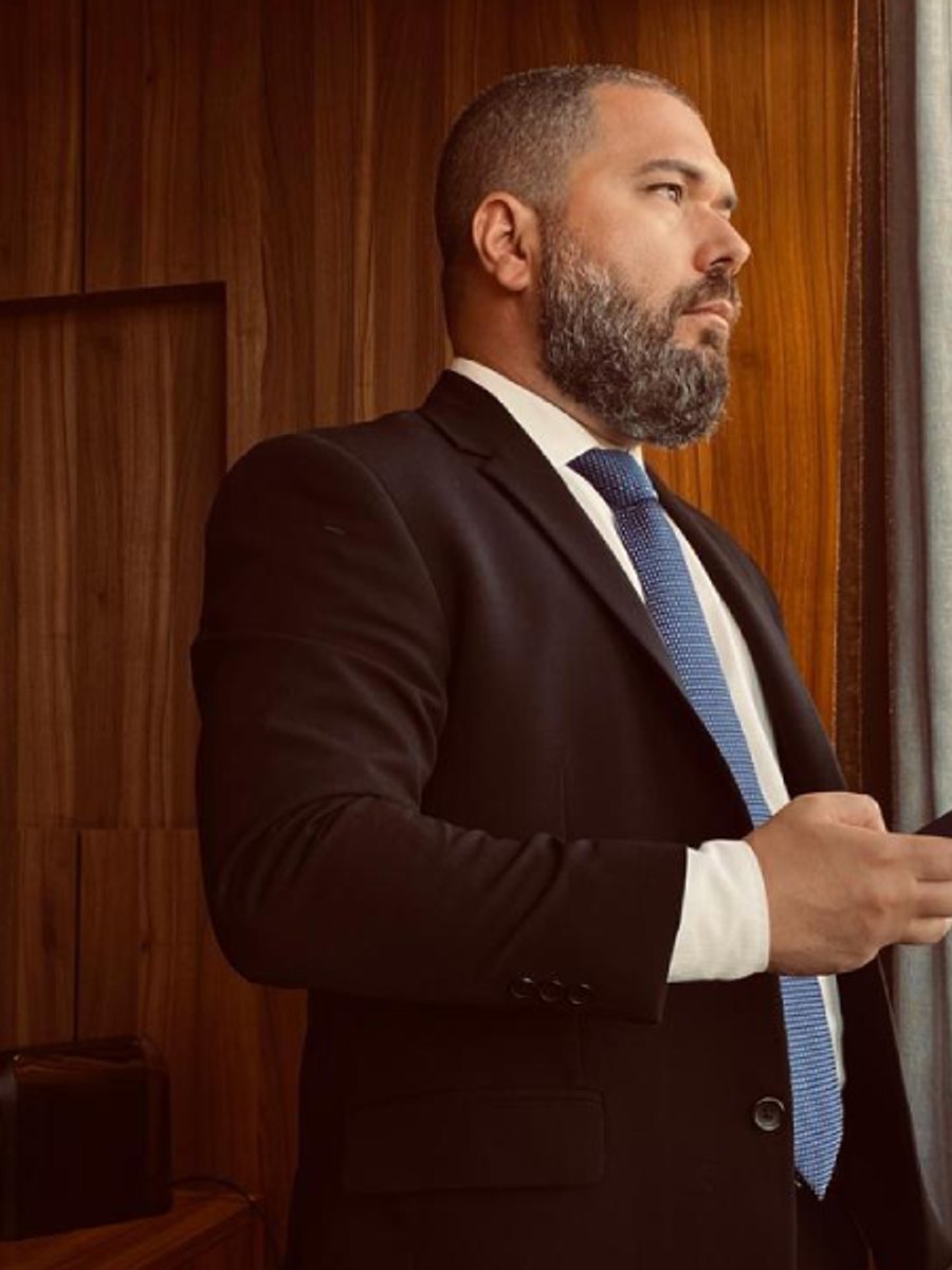 Advogado Felipe Miranda